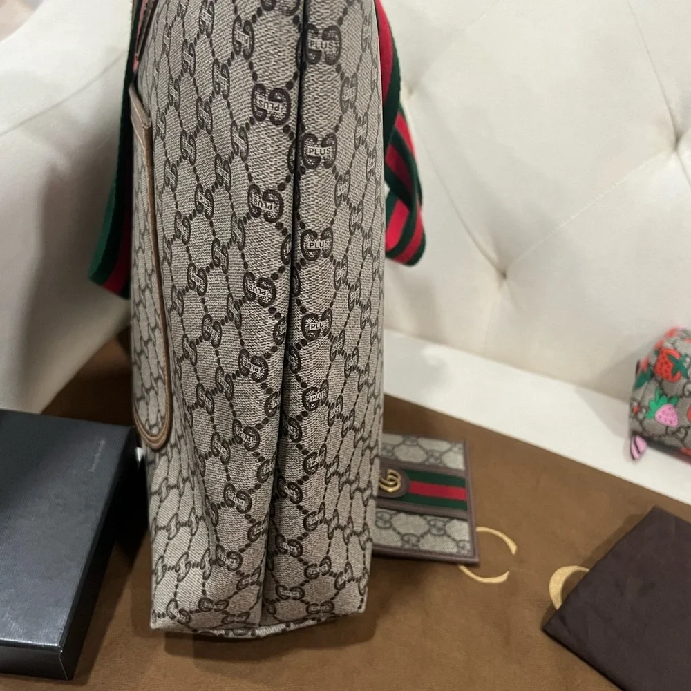 Beautiful 🤩 Gucci Large Tote Bag - Picture 6 of 15